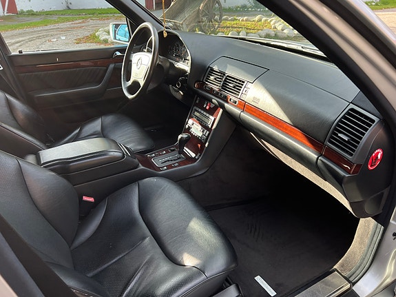 Mercedes-Benz S350 d 23 of 30