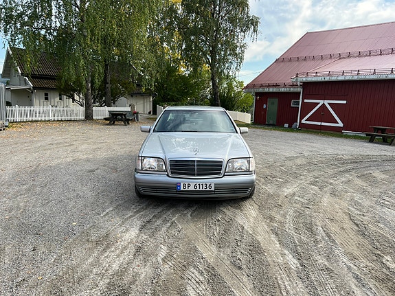 Mercedes-Benz S350 d 2 of 30