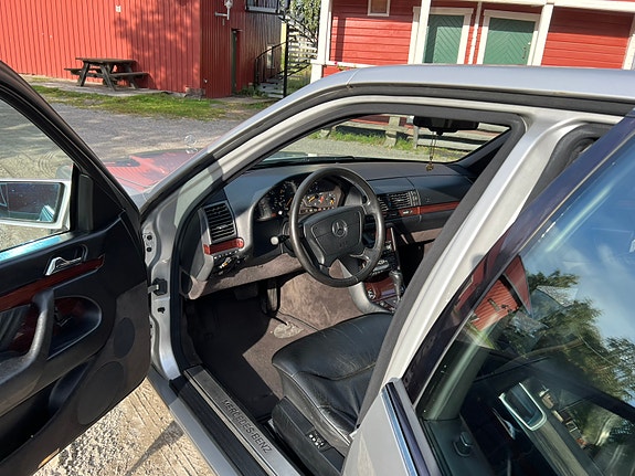 Mercedes-Benz S350 d 14 of 30