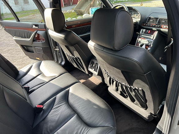 Mercedes-Benz S350 d 27 of 30