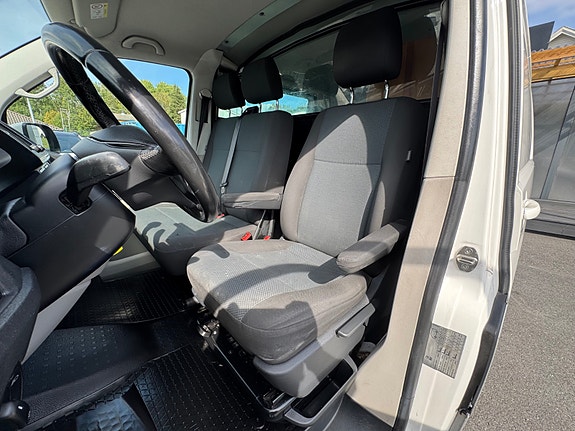 Volkswagen Transporter 22 of 30