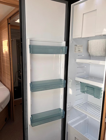 Dethleffs 560 FMK Camper med Aircondition & ryggekamera 14 of 27
