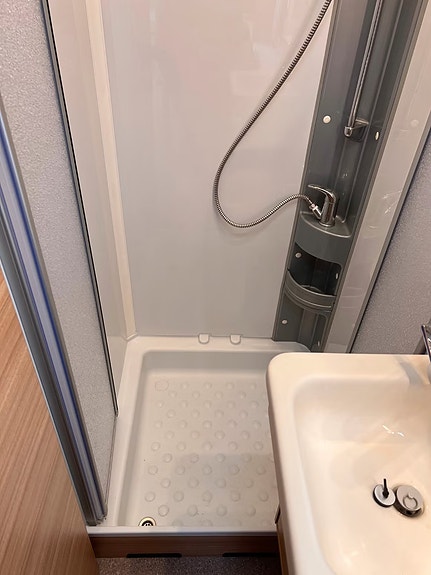Dethleffs 560 FMK Camper med Aircondition & ryggekamera 21 of 27