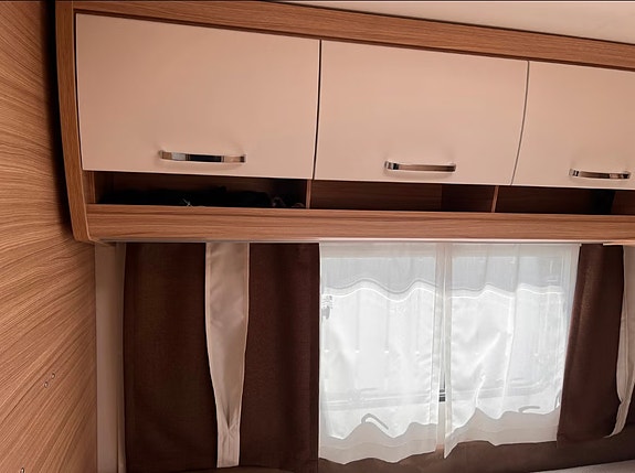 Dethleffs 560 FMK Camper med Aircondition & ryggekamera 23 of 27