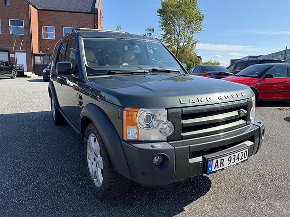 Land Rover Discovery 9 of 27