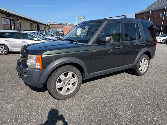 Land Rover Discovery 2 of 27