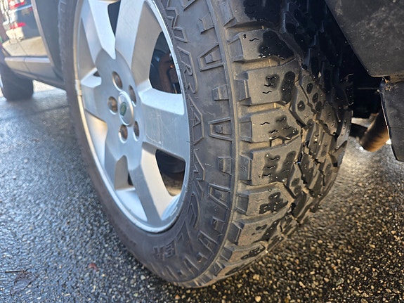 Land Rover Discovery 27 of 27