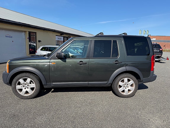Land Rover Discovery 3 of 27