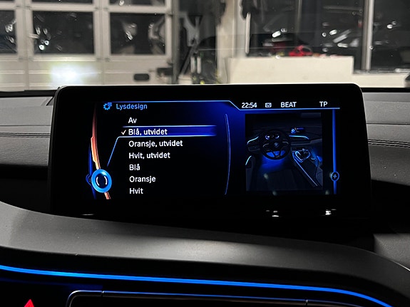 BMW i8 28 of 30