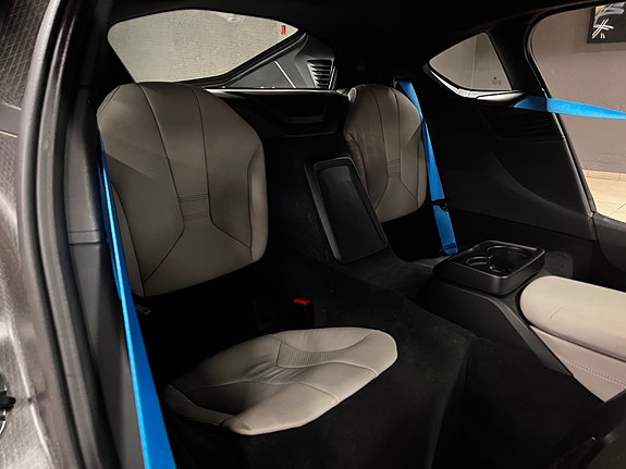 BMW i8 17 of 30