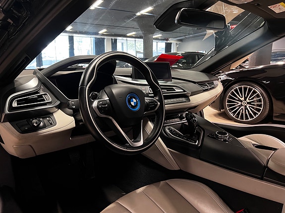 BMW i8 15 of 30