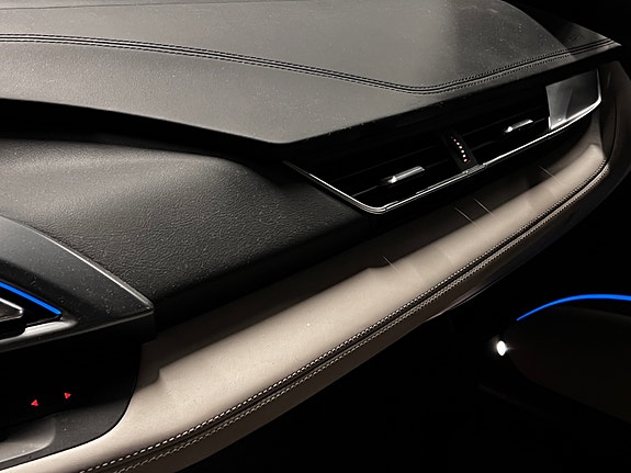 BMW i8 22 of 30