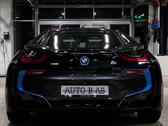 BMW i8 4 of 30