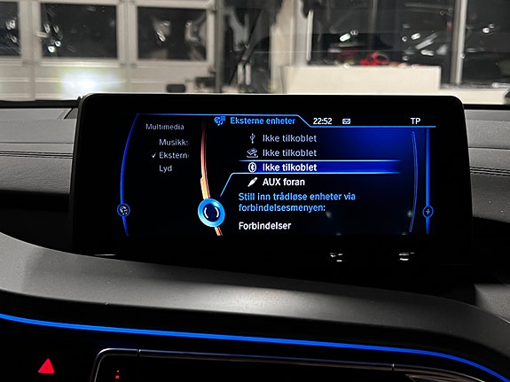BMW i8 23 of 30