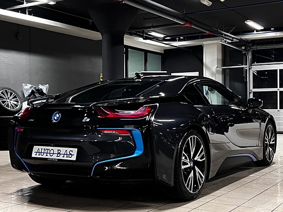 BMW i8 5 of 30