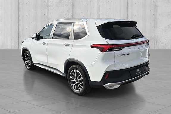 Maxus Euniq 6 4 of 19