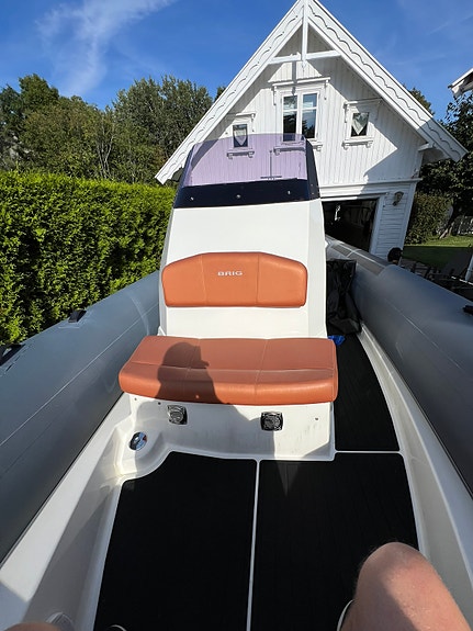 BRIG Eagle 8 2020 med 300 hk/ kun 240 timer. Tiki henger m/elektrisk vinsj 27 of 30