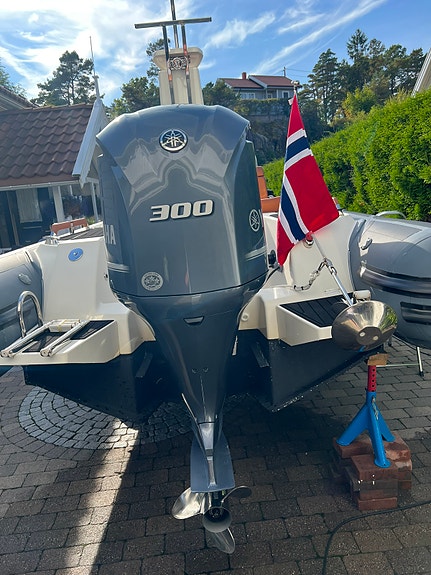 BRIG Eagle 8 2020 med 300 hk/ kun 240 timer. Tiki henger m/elektrisk vinsj 6 of 30