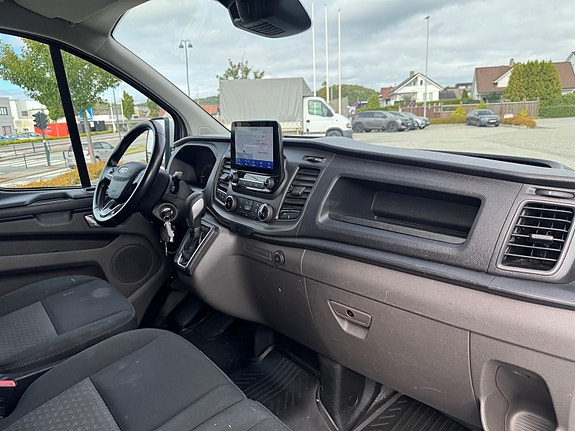 Ford Transit Custom 22 of 26