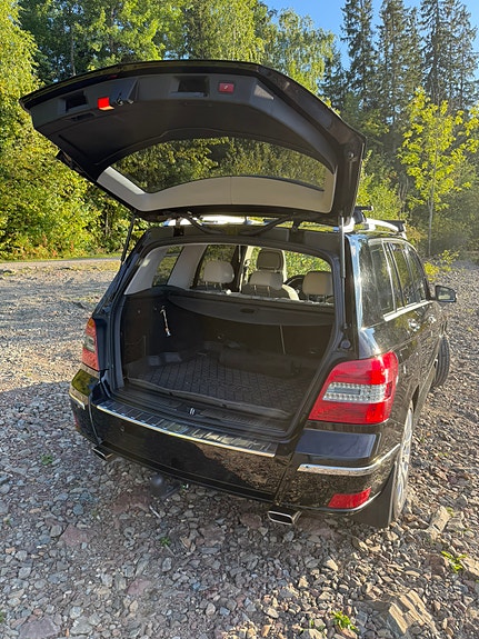 Mercedes-Benz GLK220 17 of 30