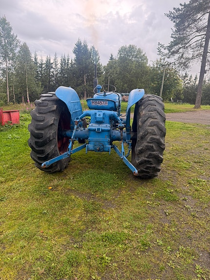Ford Fordson major 3 of 8
