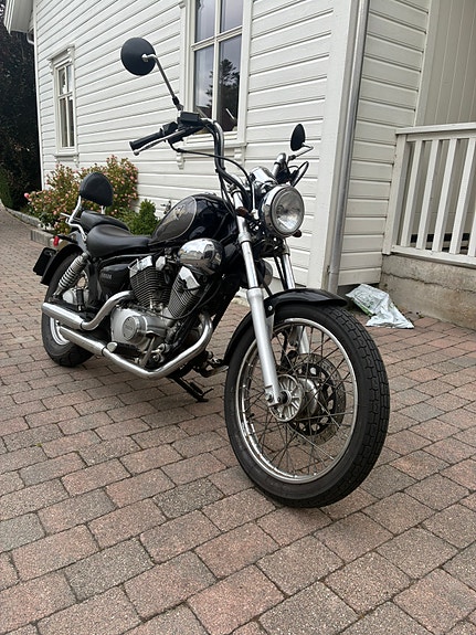 Yamaha XV 125 Virago 3 of 20