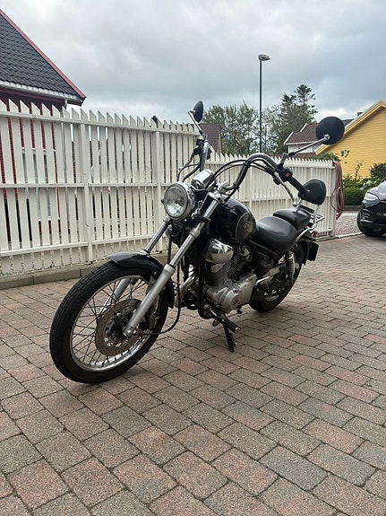 Yamaha XV 125 Virago 2 of 20