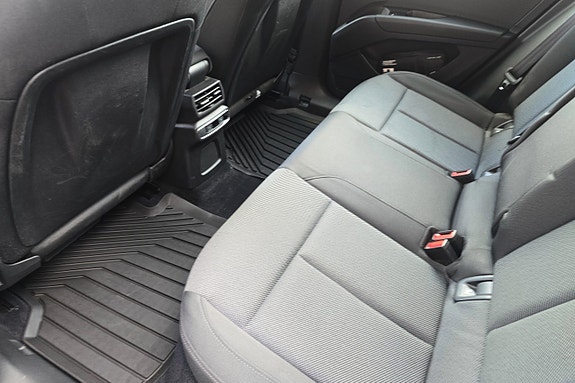 Audi 50 6 of 15