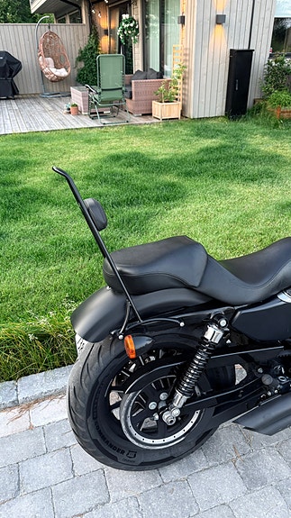 Harley-Davidson XL 883N Iron 4 of 7
