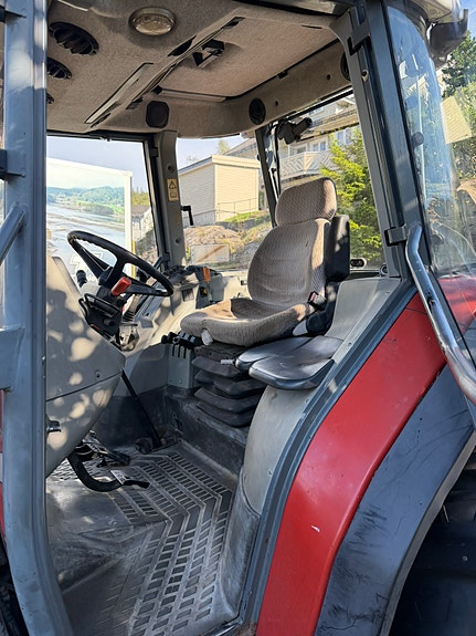 Massey Ferguson 4245 5 of 10