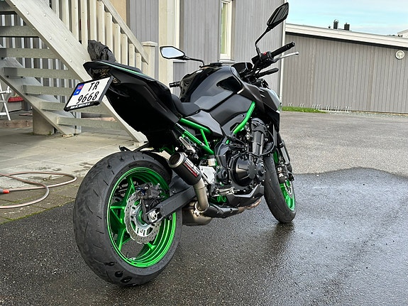 Kawasaki Z 900 4 of 13