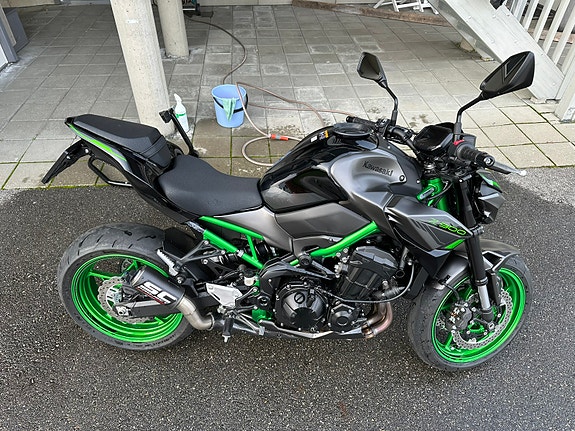 Kawasaki Z 900 7 of 13