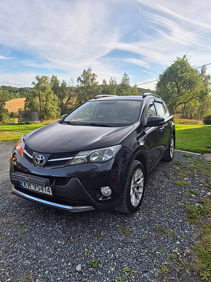 Toyota RAV4 5 of 19