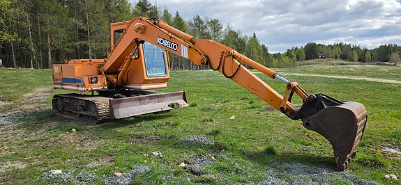 Kobelco K903B 2 of 14