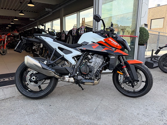 KTM 990 DUKE *Supertilbud* 8 of 15