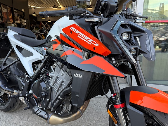 KTM 990 DUKE *Supertilbud* 2 of 15