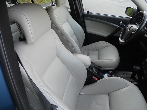 Saab 9-5 8 of 18