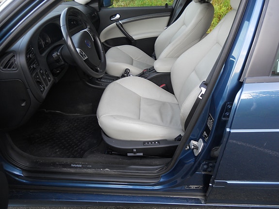 Saab 9-5 18 of 18