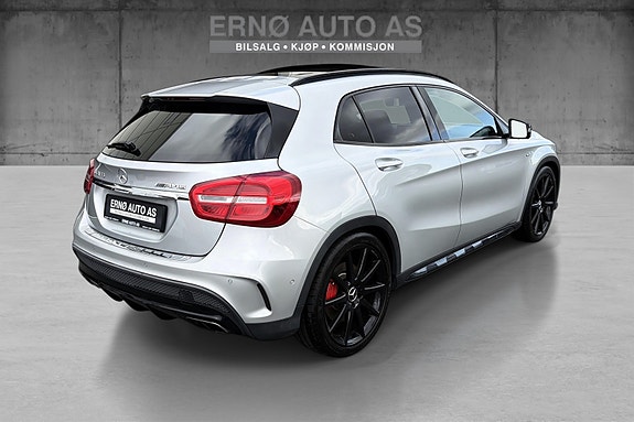 Mercedes-Benz GLA45 7 of 14