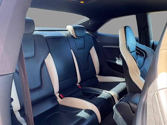 Audi RS5 18 of 21