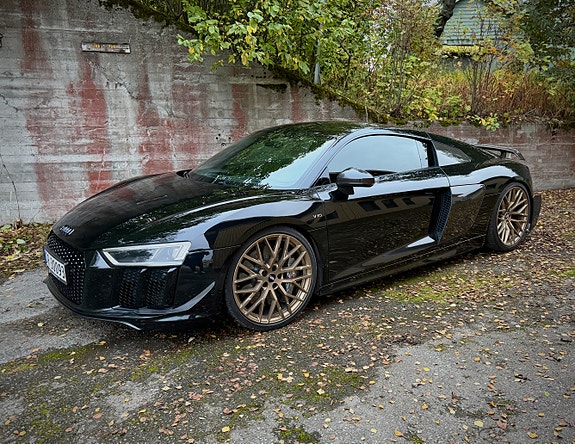 Audi R8 18 of 30