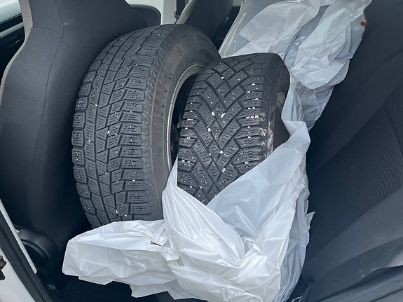 Volkswagen UP! 8 of 13