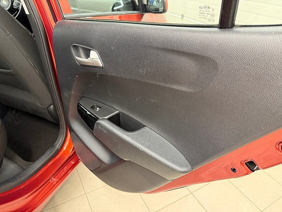 Kia Picanto 26 of 30