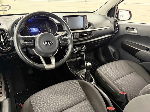 Kia Picanto 11 of 30