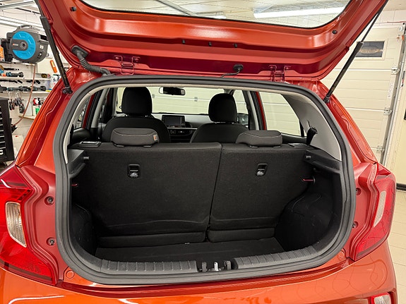 Kia Picanto 27 of 30