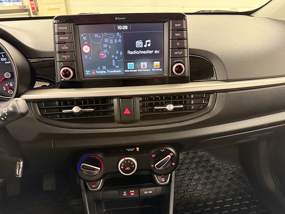Kia Picanto 18 of 30