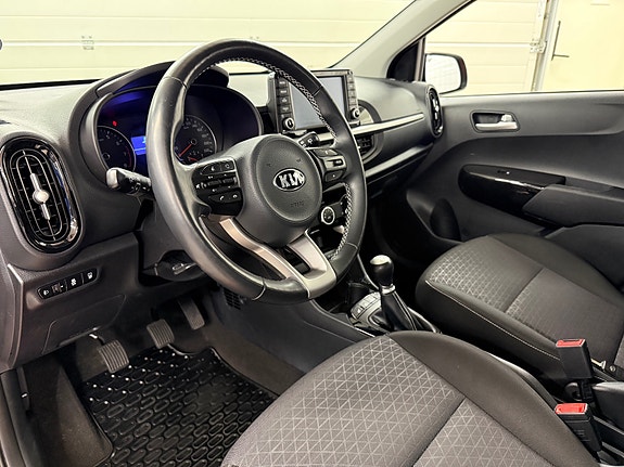Kia Picanto 23 of 30