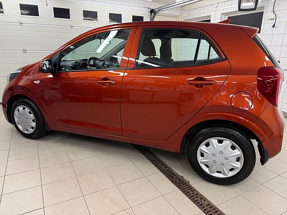 Kia Picanto 2 of 30