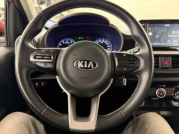 Kia Picanto 17 of 30