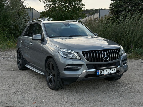 Mercedes-Benz ML250 3 of 30